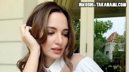Biografi Nia Ramadhani, Perjalanan Dari Artis Menjadi Sosialita Kelas Atas